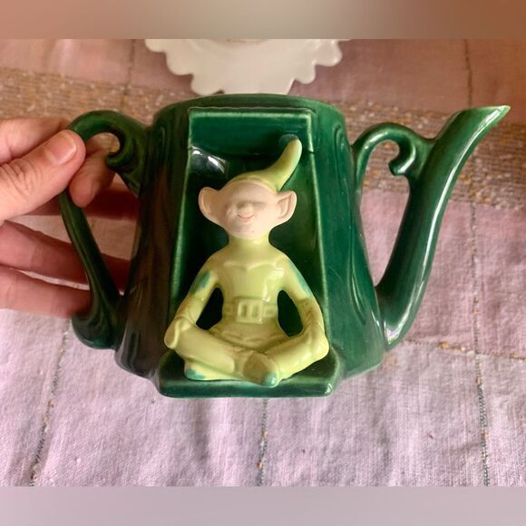 Vintage Green California Pixie Elf Hand Painted teapot/Flower Pot - Picture 2 of 4